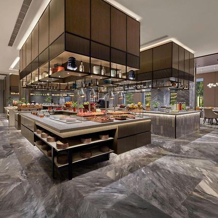 Courtyard By Marriott Gorakhpur Hotel Kültér fotó