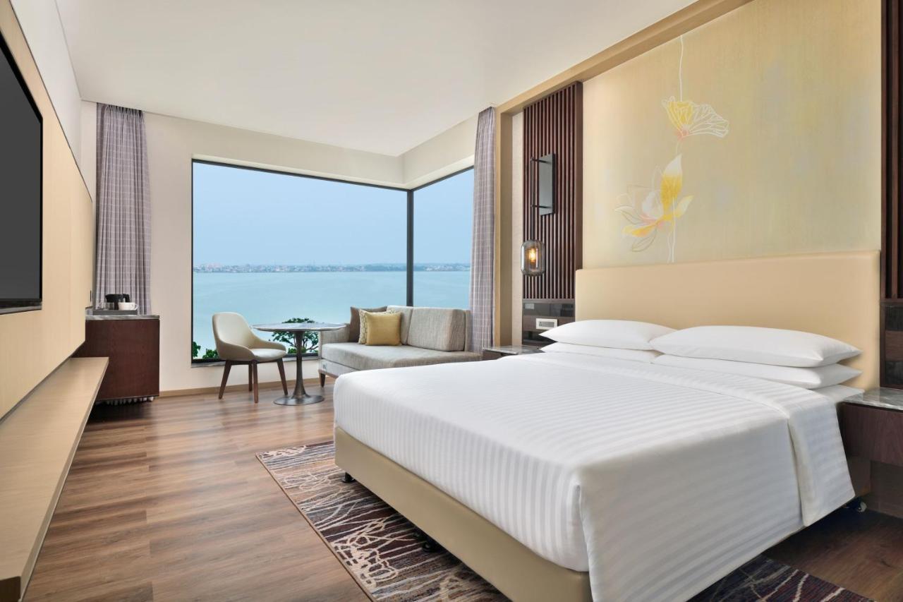Courtyard By Marriott Gorakhpur Hotel Kültér fotó