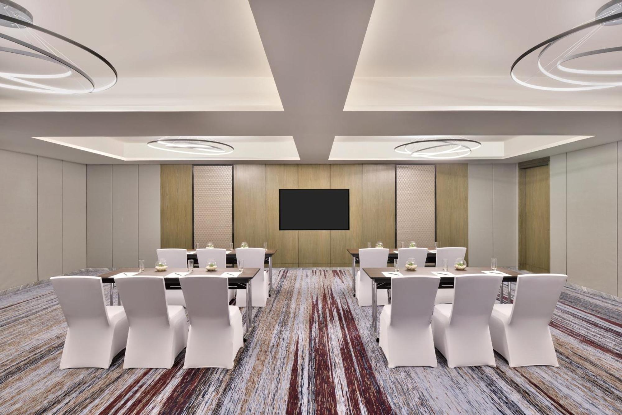 Courtyard By Marriott Gorakhpur Hotel Kültér fotó