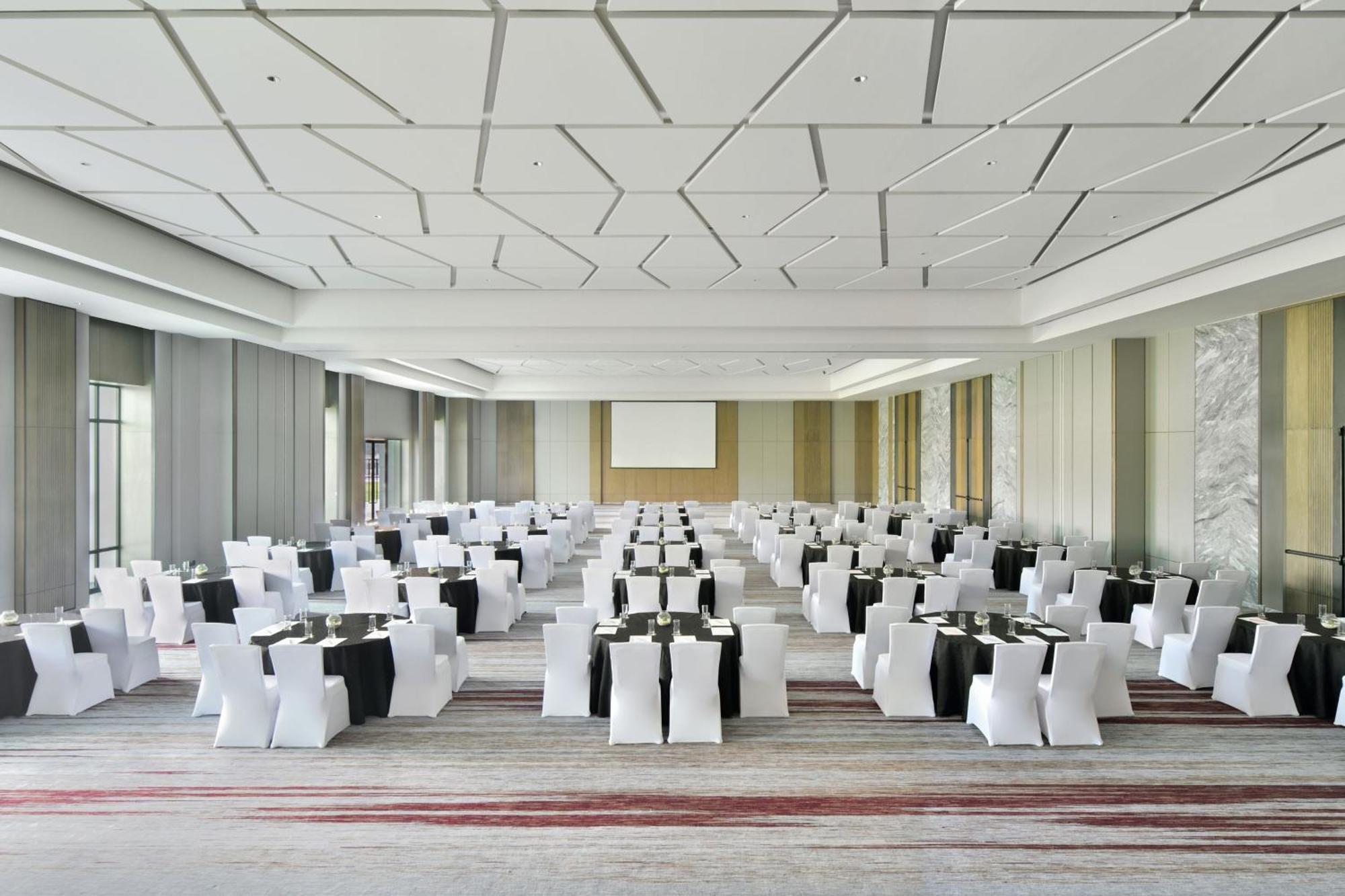 Courtyard By Marriott Gorakhpur Hotel Kültér fotó