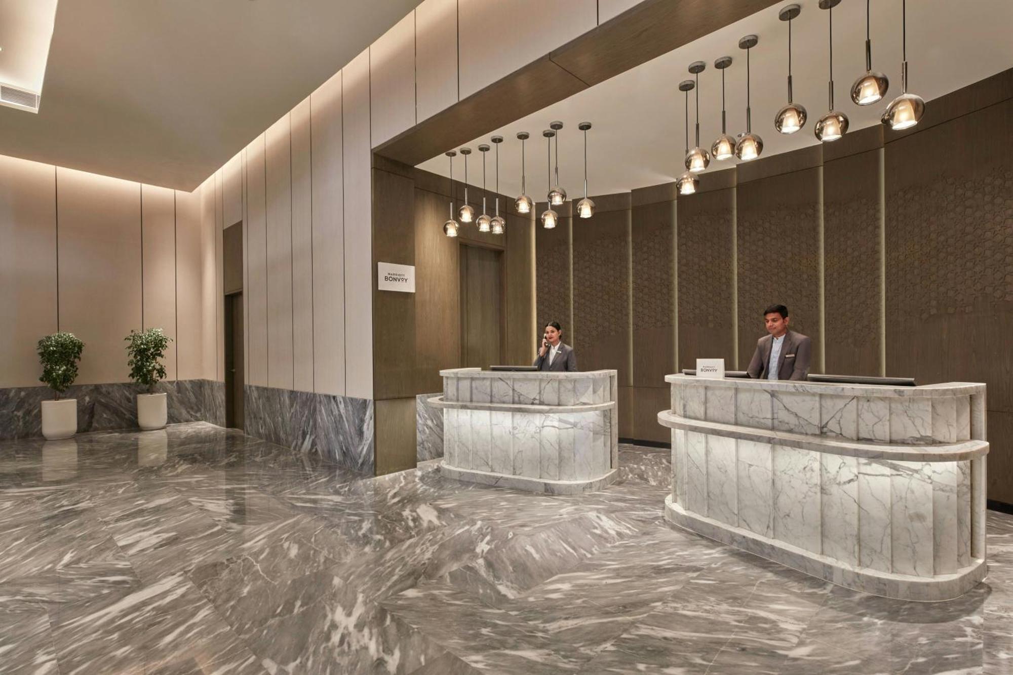Courtyard By Marriott Gorakhpur Hotel Kültér fotó