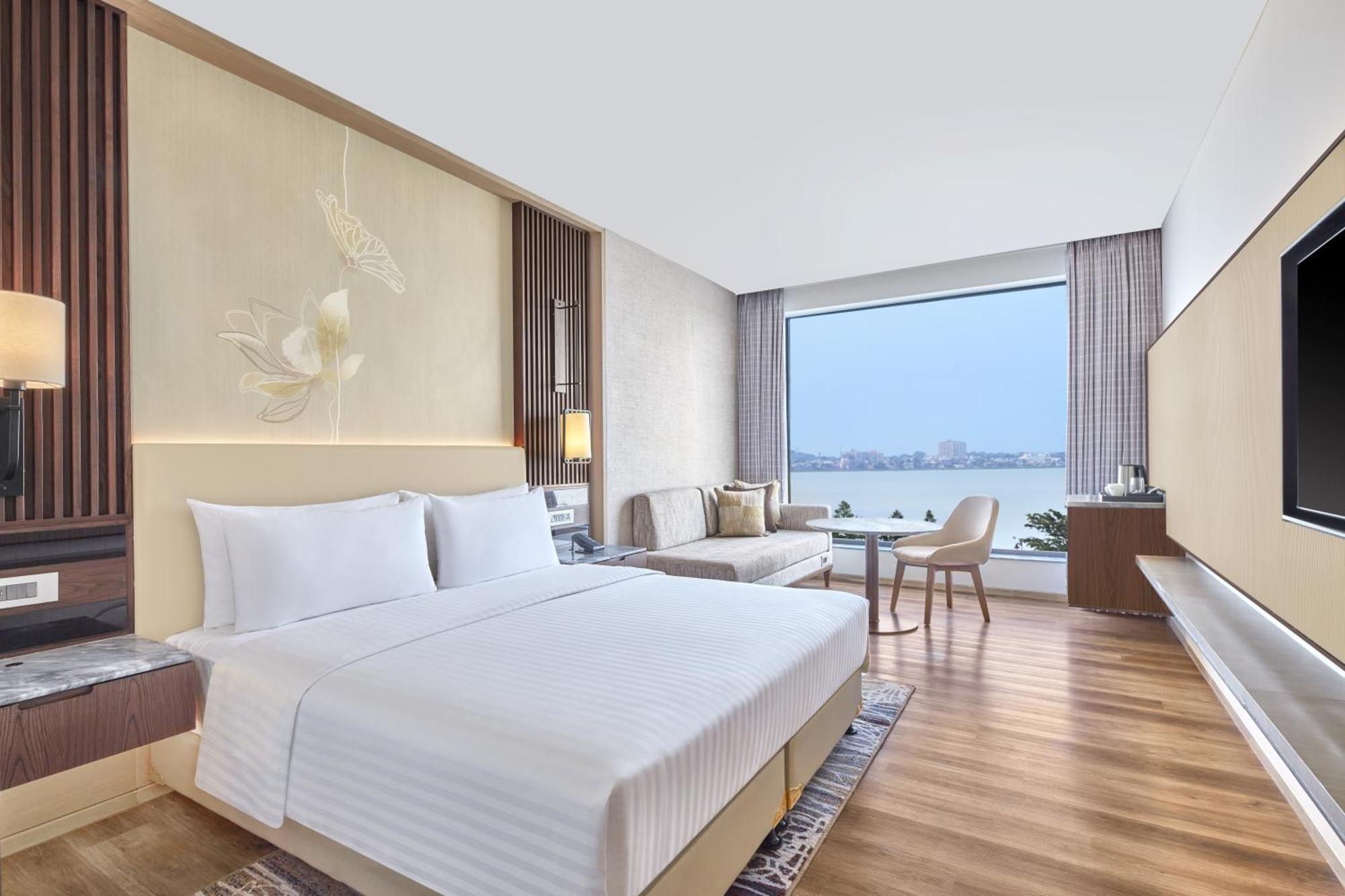 Courtyard By Marriott Gorakhpur Hotel Kültér fotó